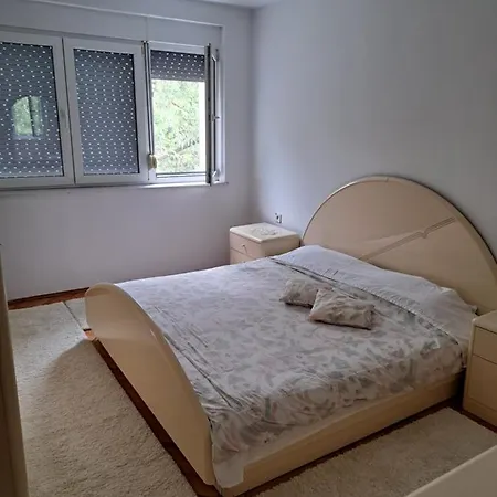 A&a Apartment
