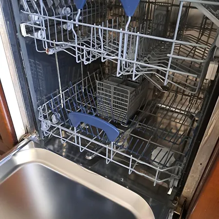Apartment A&a